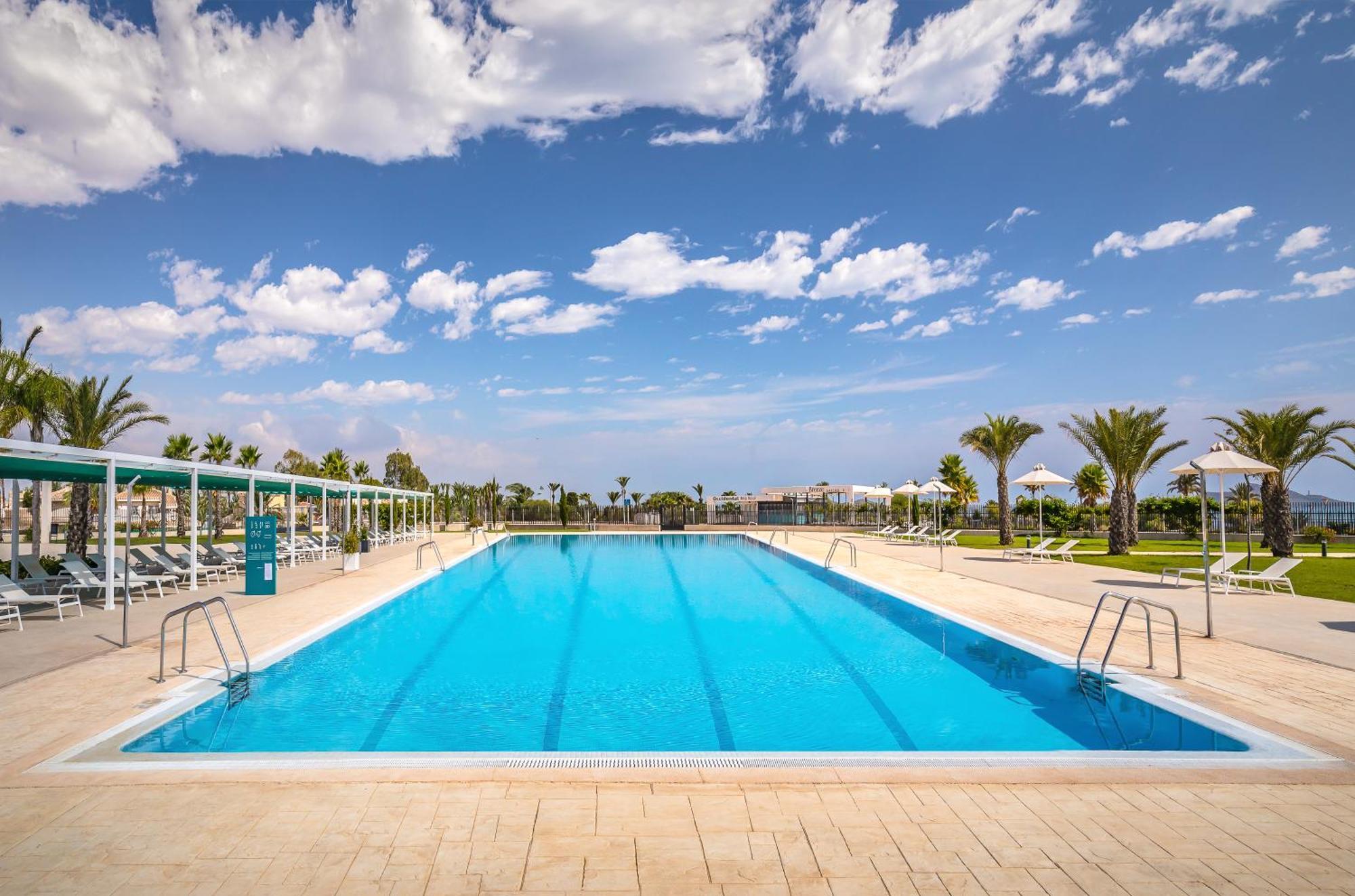 Готель Occidental Mar Menor Картахена Екстер'єр фото